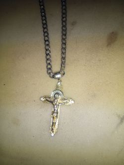 DIAMOND CUT NECKLACE/CHAIN SABOR WITH SAPPHIRE RUBIES WITH 4 DIAMONDS IN JESUS PIECE  MEDALLION