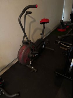 Maxi climber and schwin assault bike combo