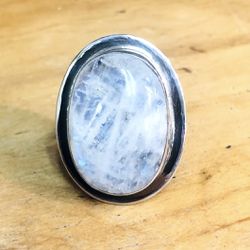 Rainbow Moonstone 925 Sterling Silver Gemstone Modernist Ring Size 8