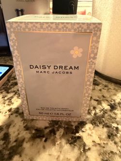 Marc Jacob’s dream perfume