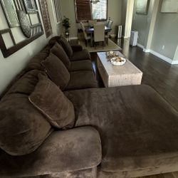 Large dark Brown Couch sofa sectional With Chaise Furniture