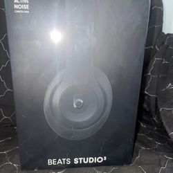 Brand New Beats Studio3 Sealed!