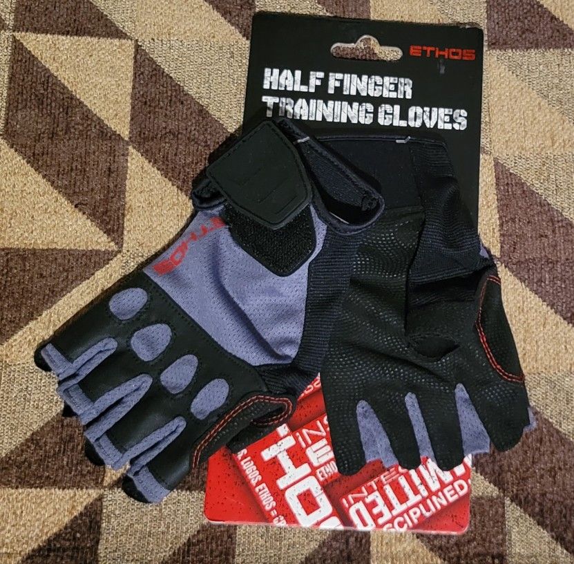 Half Finger Gloves