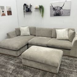Henredon Sectional Couch - Free Delivery 