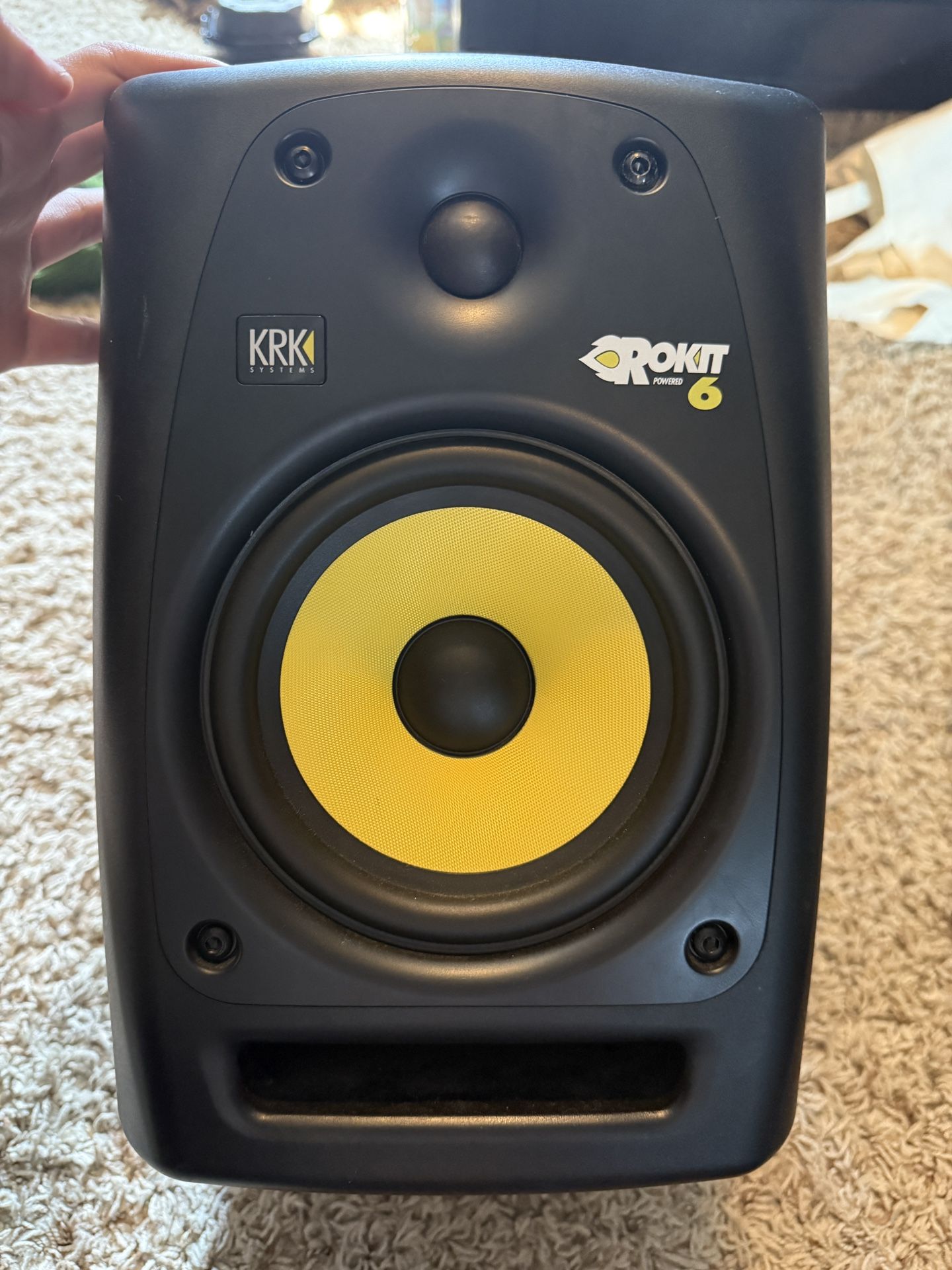 Rokus Powered 6 Stereo Speaker