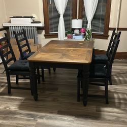 Dining Room Wooden Table With 4 Chairs  $80obo