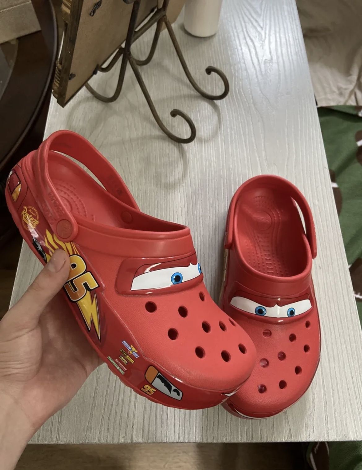 Lightning McQueen Crocs – Off The Market LA