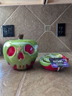 Disney Poison Apple