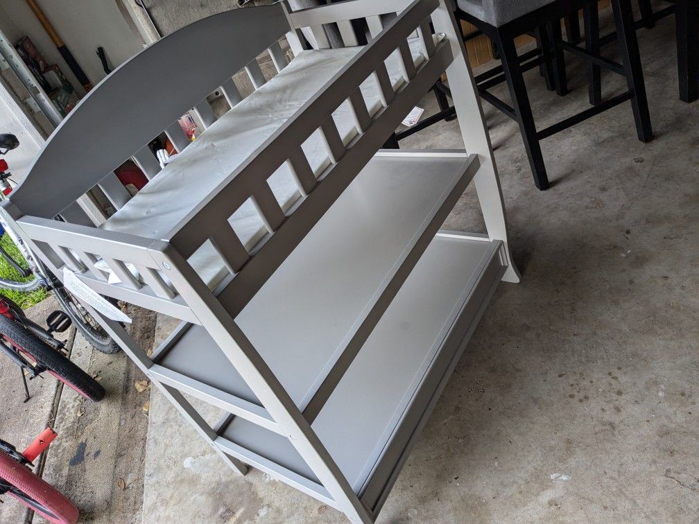 Infant Changing Table