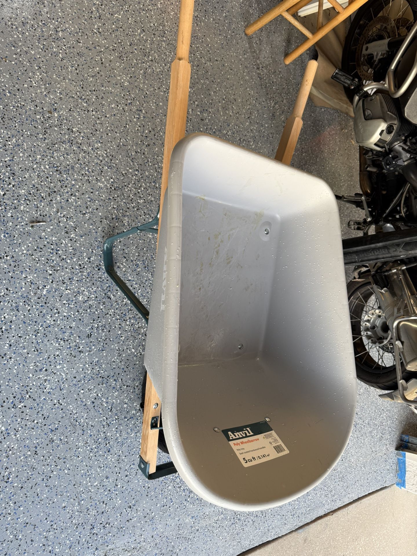 Poly Wheelbarrow