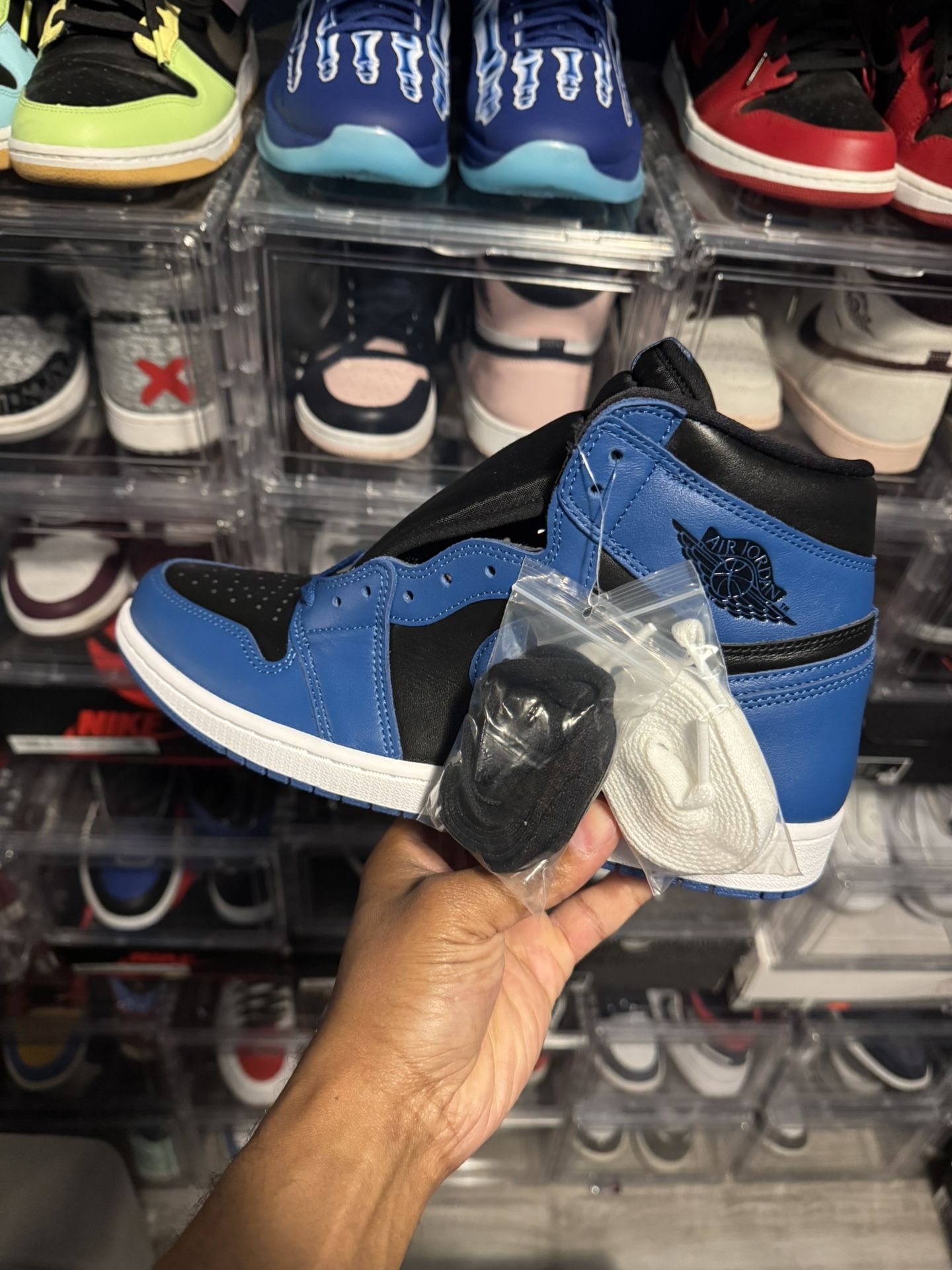 Air Jordan Retro 1 Dark Marina