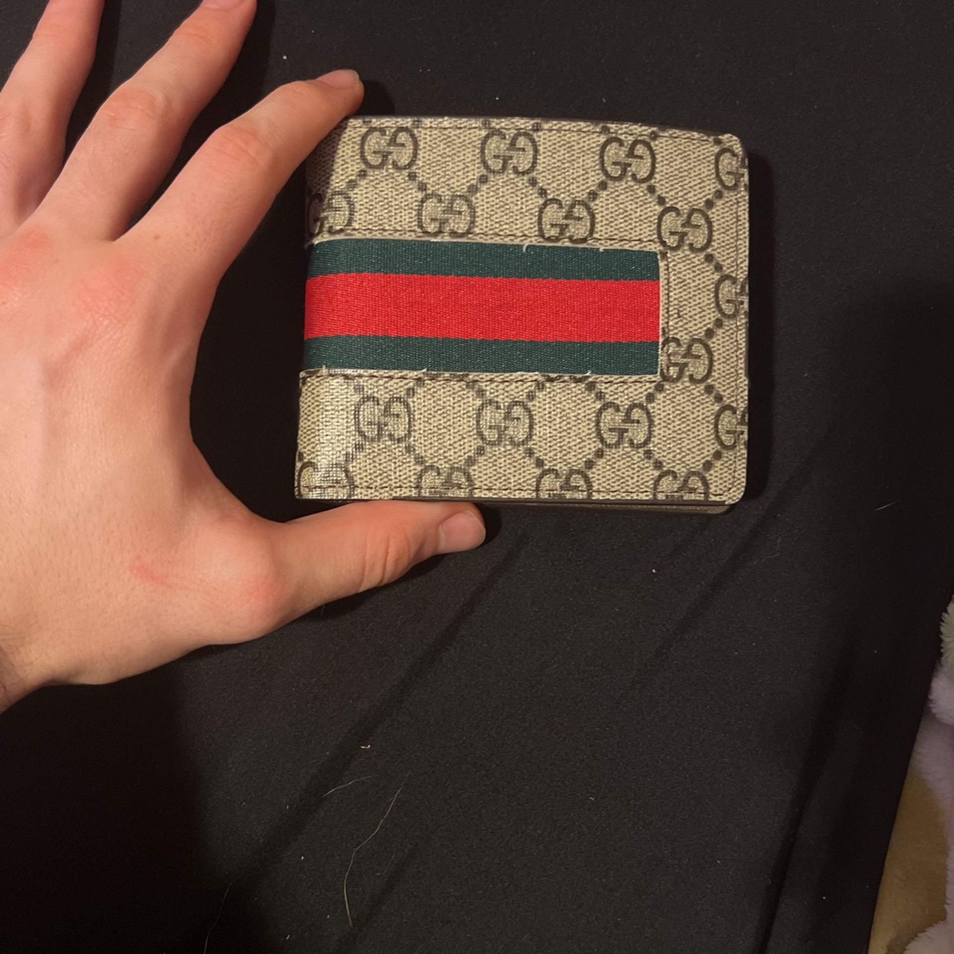 gucci wallet