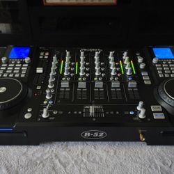 B-52 Prodigy FX Dual CD Player/Mixer DJ