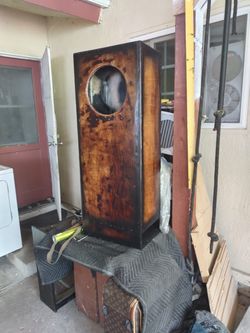 Custom Subwoofer Enclosures For S.U.V