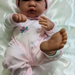 Newborn Baby Girl Antonio Juno Realisti.
