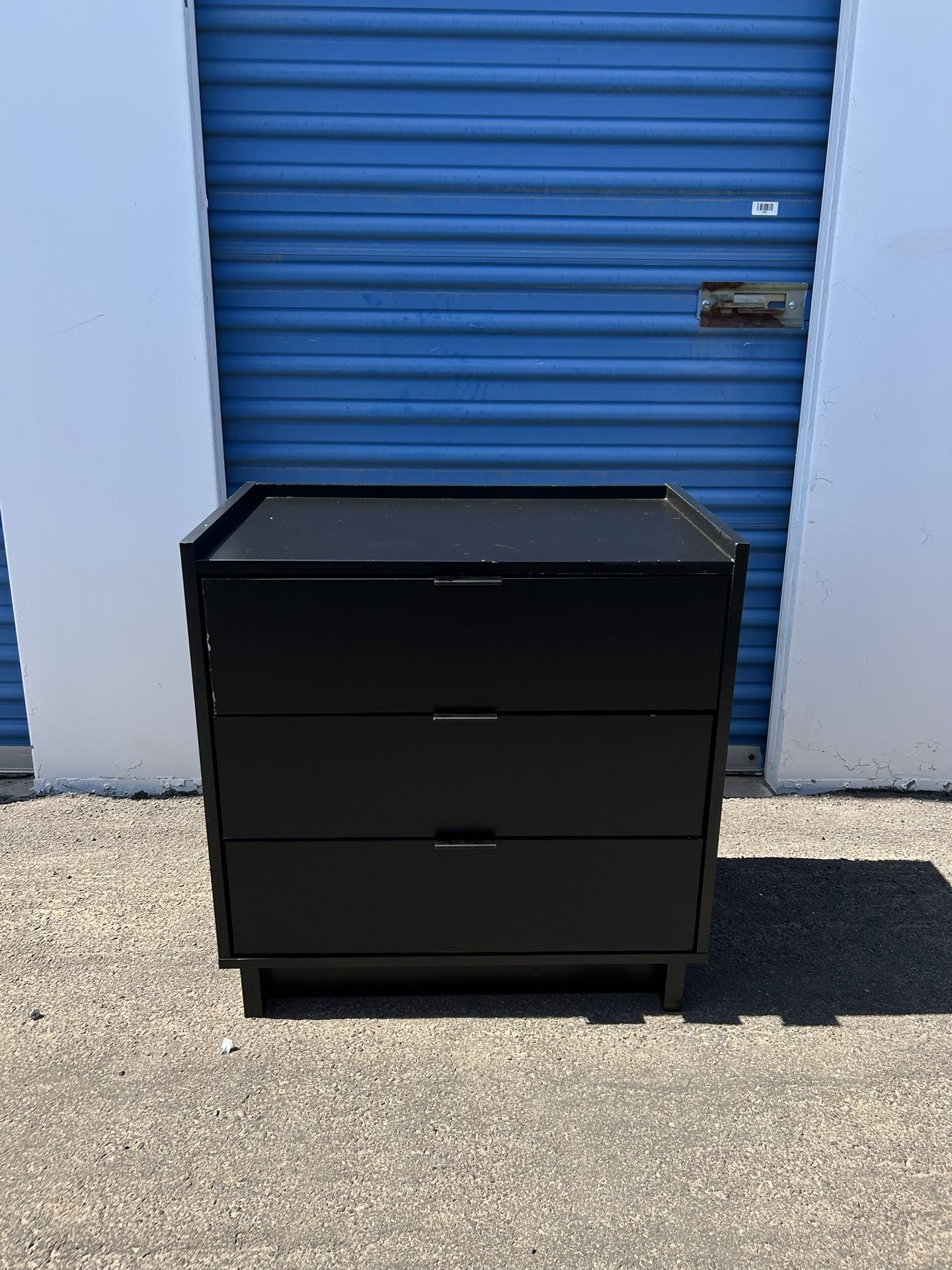 Black Wood Dresser Stand