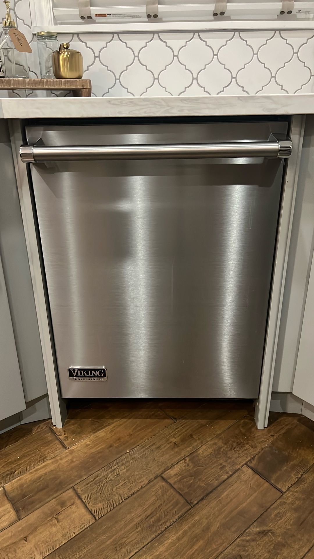 Viking Dishwasher $125.00