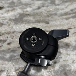 RRS BH-40 Ballhead + Full-Size Screw Knob