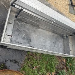 Truck Bed Tool Box 