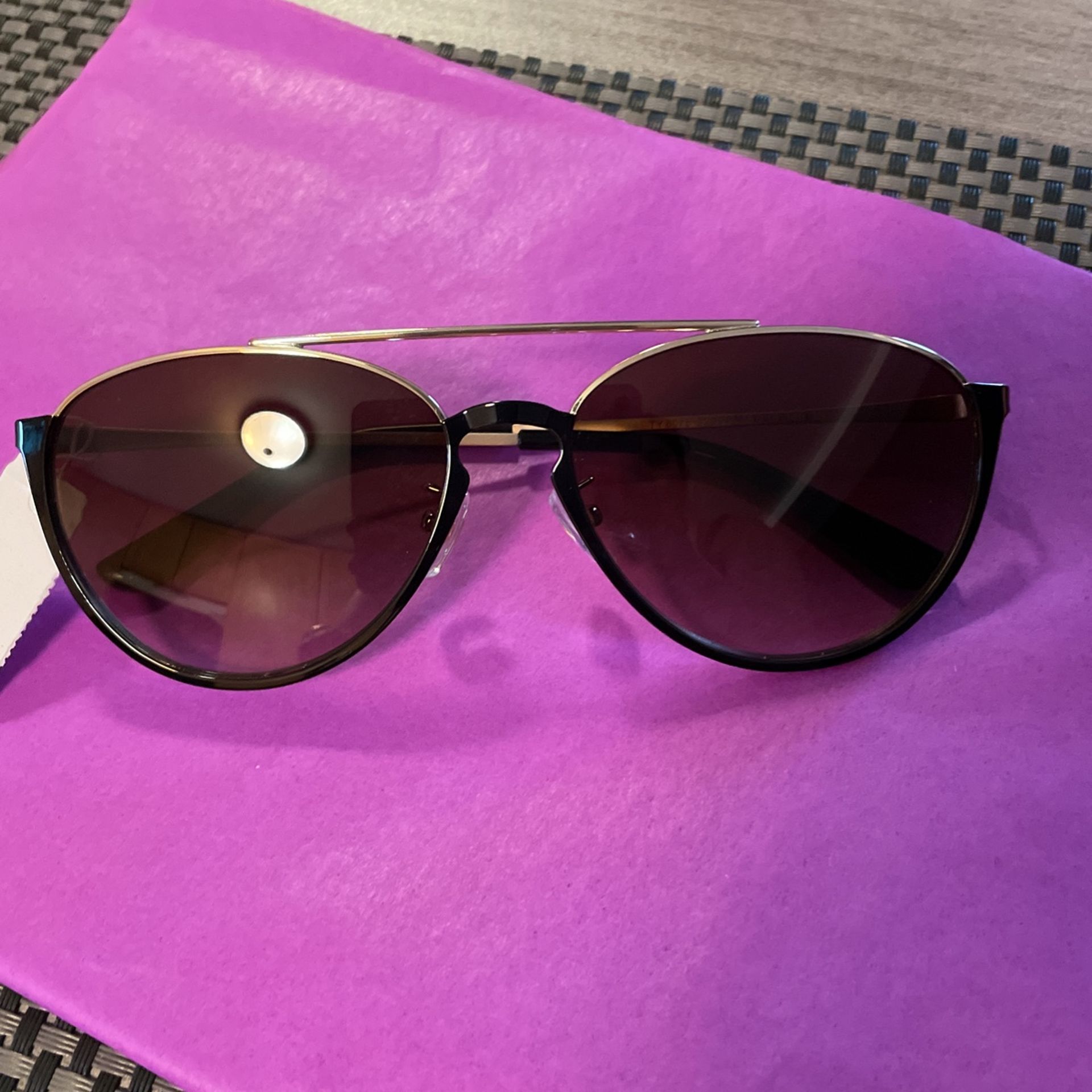 Sunglasses Tory Burch
