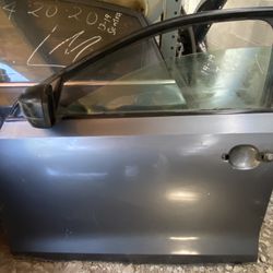 2014-2019 Volkswagen Jetta Left Driver Door