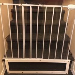 Stairway gate