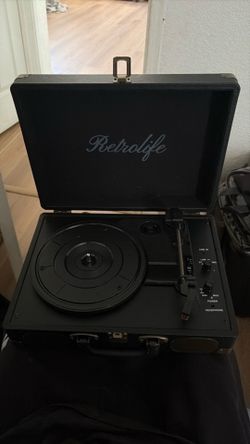 Vinyl player