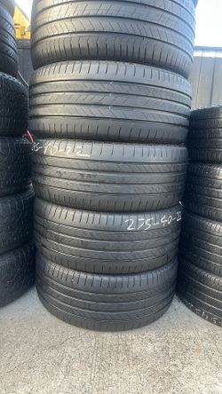 Used tires 275/40/22