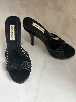Steve Madden black heels size 6M