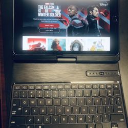 Apple iPad Pro 9.7 - 256 Gig Unlocked - Immaculate Condition