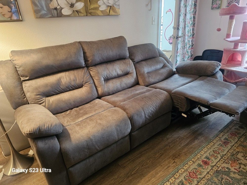 Double Recliner Full Couch