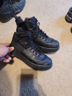 Nike AF1 Boot. Worn Once. 6Y