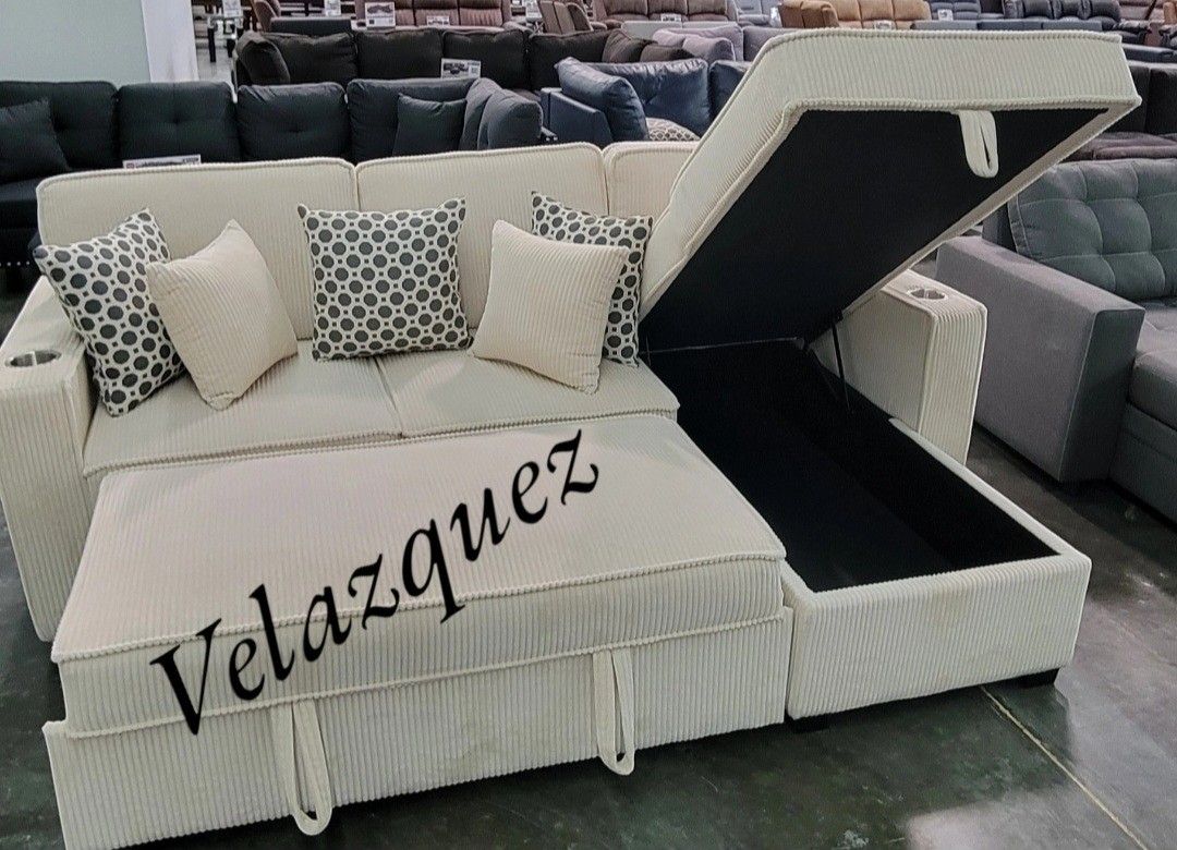 ✅️✅️Convertible Sectional✅️
(Reversible Storage Chaise W/ Cup Holder & Sofa W/ USB & USB-C Port)
