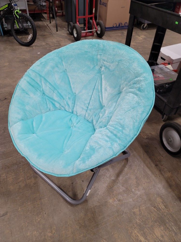 Teal saucer chair

$28 FIRM
