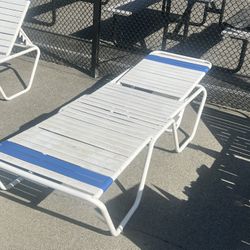 Pool Chaise Lounge Chairs