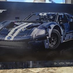 LEGO Technic 42154 Ford GT New Open Box