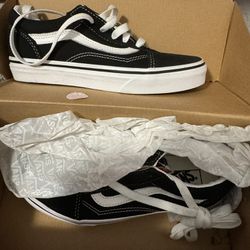 vans old school black and white shoes size 3 