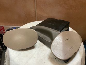 2000 Ford excursion ashtray set