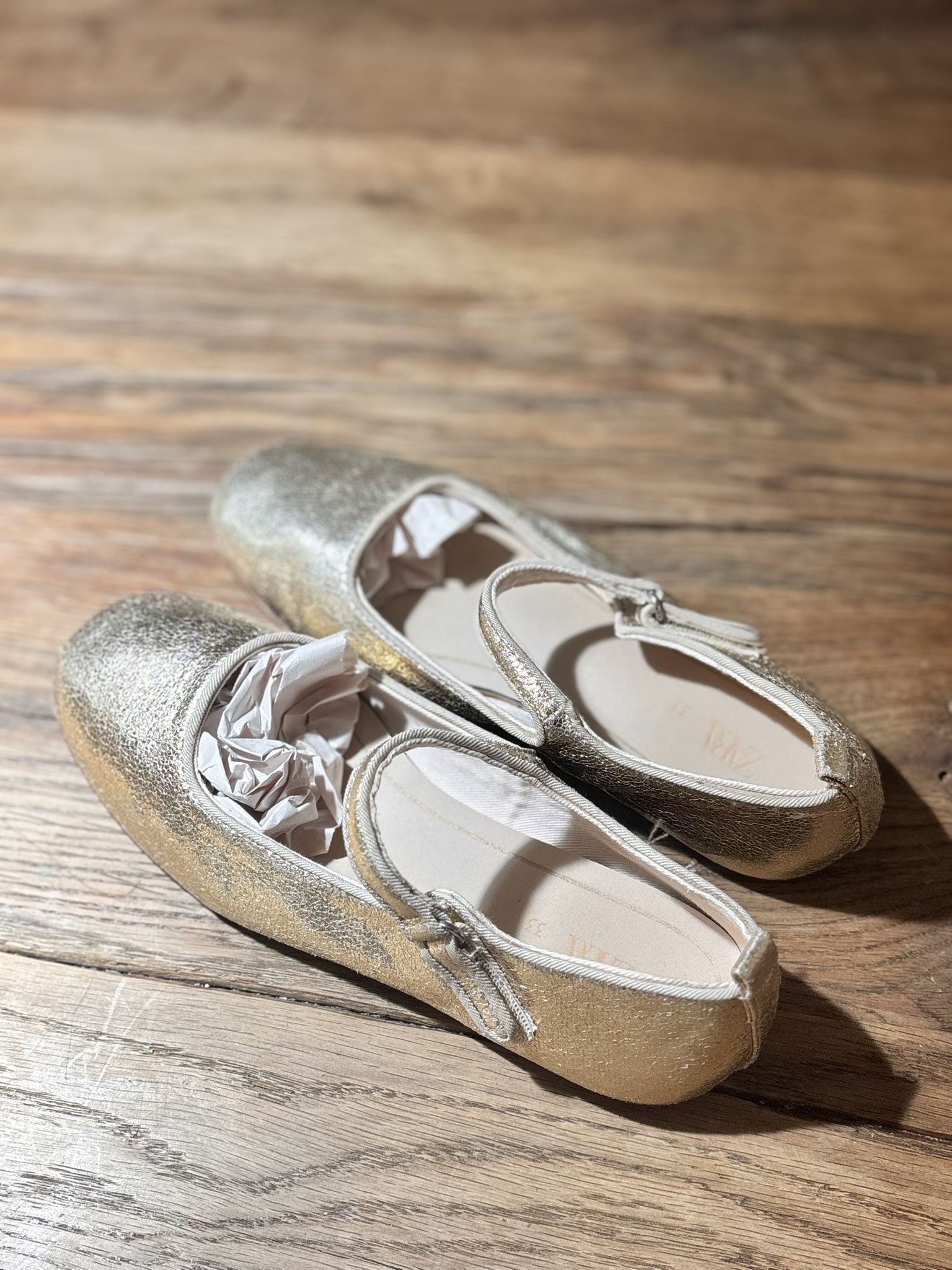 Zara Kid Girl Gold Dress Shoes 