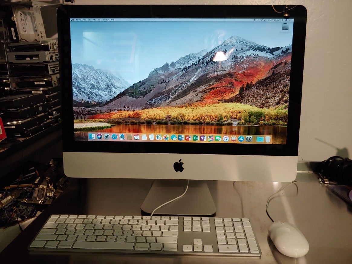 Apple iMac 21.5" Complete Setup