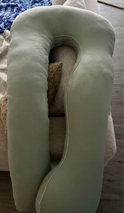 Pregnancy pillow