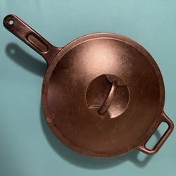 *Lodge 12” Cast Iron Chef Skillet P12S (with Lid), Raised Bottom Rings Polished and Seasoned