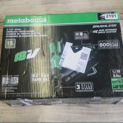 Metabo MultiVolt2-1/2-in 15-Gauge Cordless Angled Finish Nailer with Battery and charger #7259