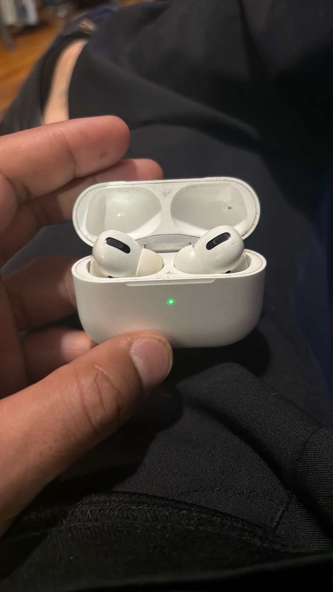 AirPods