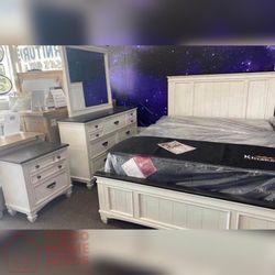 4- Pieces white finish King & Queen bedset
