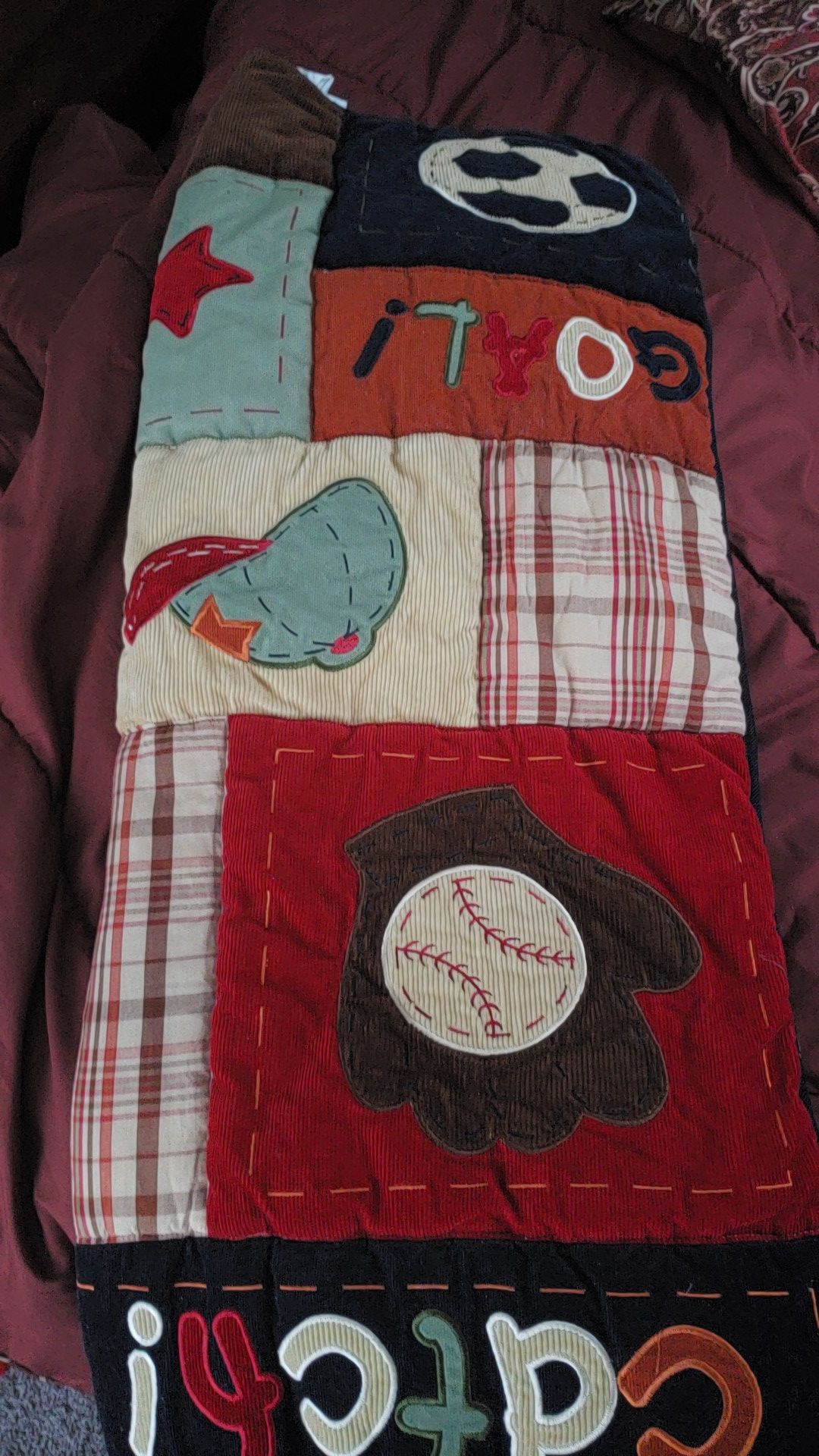 Crib set