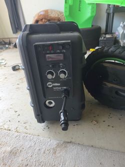 New Miller 12rc suitecase welder