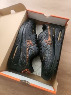 NIKE AIRMAX SZ11M