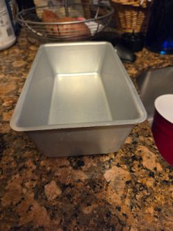 Bread loaf pan