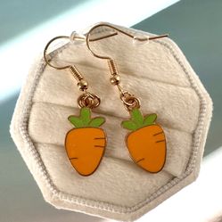 Carrot Earrings 